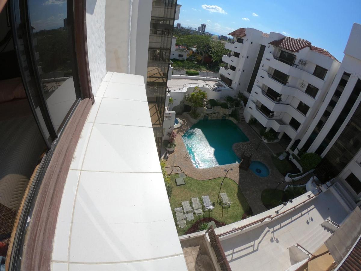 Suites Casa Blanca Santa Cruz de La Sierra Zewnętrze zdjęcie