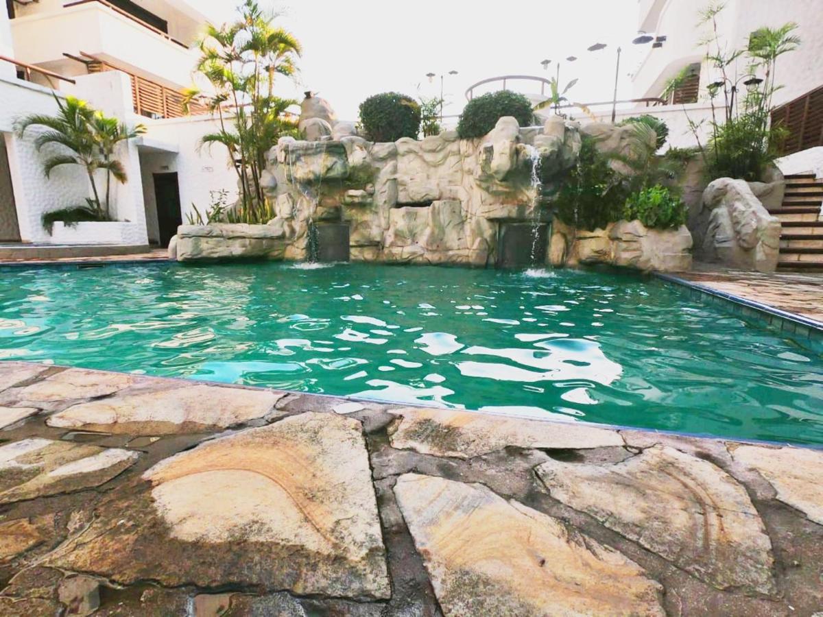 Suites Casa Blanca Santa Cruz de La Sierra Zewnętrze zdjęcie